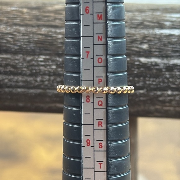Elegant Gold Beaded Ring - Picture 4 of 4